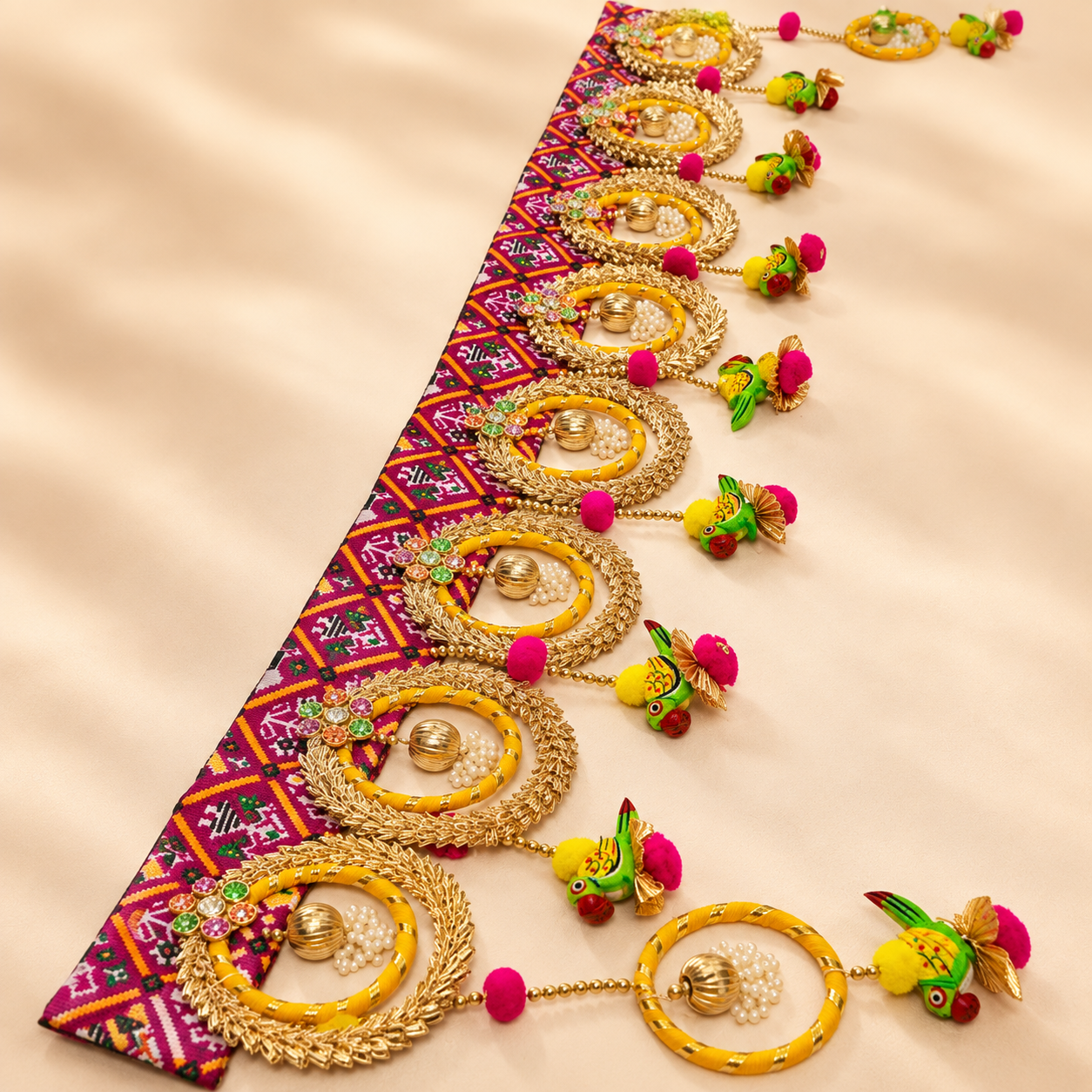 Embroidered_Parrot_Toran